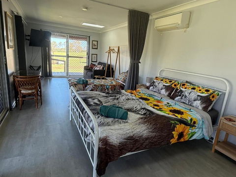 Sunrise Quarter Horse Stud - Yarra Valley Accommodation 2
