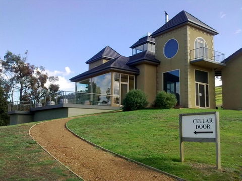 Sutherland Estate - Stunning Yarra Valley Vineyard - Yarra Valley Accommodation 3