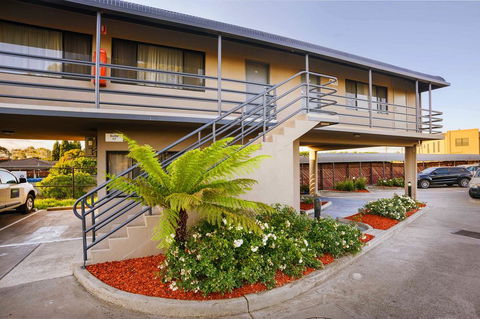 Best Western Mahoneys Motor Inn - Yarra Valley Accommodation 3