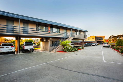 Best Western Mahoneys Motor Inn - Yarra Valley Accommodation 2