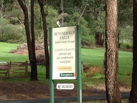 Beyonderup Falls Adult Retreat - Yarra Valley Accommodation 1