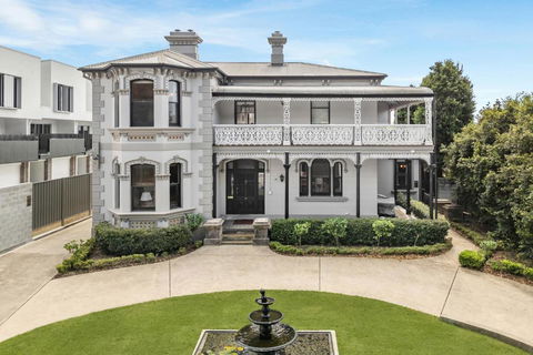 The Mansion - Yarra Valley Accommodation 0