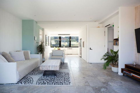 The Treehouse Penthouse - Yarra Valley Accommodation 1