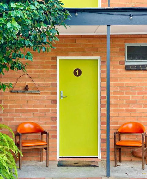 WARBURTON MOTEL - Where Mid-century Style Meets The Mountains - Yarra Valley Accommodation 2