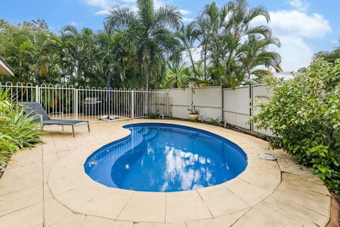 Ah Mat Bungalow - Tropical Darwin Stay With Pool - Yarra Valley Accommodation 0