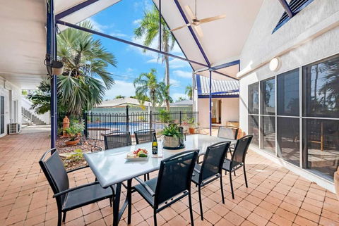 An Absolute Poolside Break By Casuarina Beach - Yarra Valley Accommodation 1
