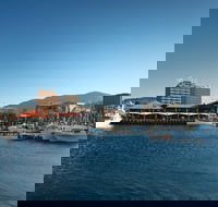 Hobart City Sightseeing Tour including MONA Admission - Yarra Valley Accommodation