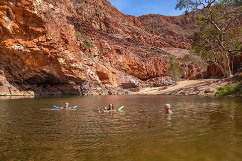 Private 9 Hour Walk And Waterhole Tour In West MacDonnell Ranges - Yarra Valley Accommodation 2