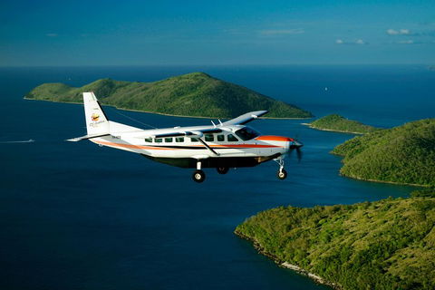 Reef And Island Scenic Flight From Airlie Beach - Yarra Valley Accommodation 3