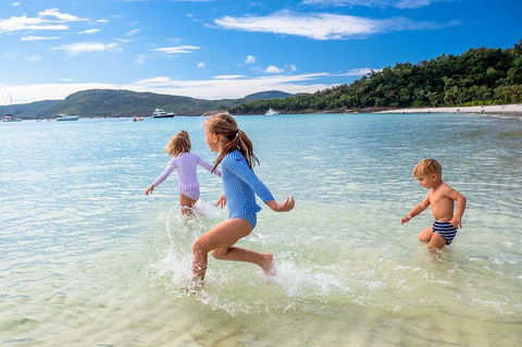 Whitehaven Beach And Daydream Island Cruise - Yarra Valley Accommodation 3