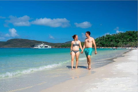 Whitehaven Beach Half-Day Cruises - Yarra Valley Accommodation 3