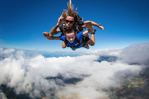 Reef And Rainforest Tandem Sky Dive In Cairns - Yarra Valley Accommodation 0