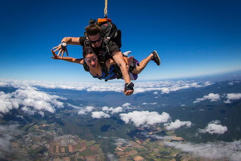Reef And Rainforest Tandem Sky Dive In Cairns - Yarra Valley Accommodation 3