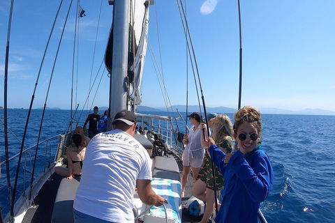 Ocean Free Green Island & Great Barrier Reef Snorkel Cruise, Cairns 25 Guests - Yarra Valley Accommodation 3