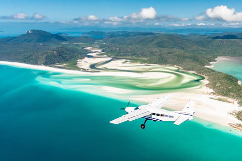 Scenic Flight - Great Barrier Reef, Heart Reef, Whitehaven Beach & Hill Inlet! - Yarra Valley Accommodation 5