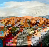 Ayers Rock Day Trip from Alice Springs Including Uluru Kata Tjuta and Sunset BBQ Dinner - Yarra Valley Accommodation